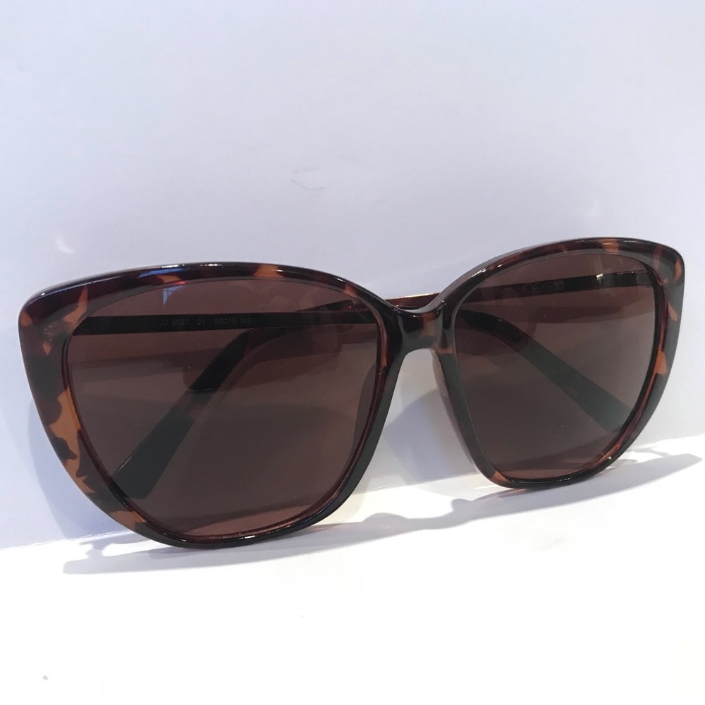 Women’s Sunglasses!
